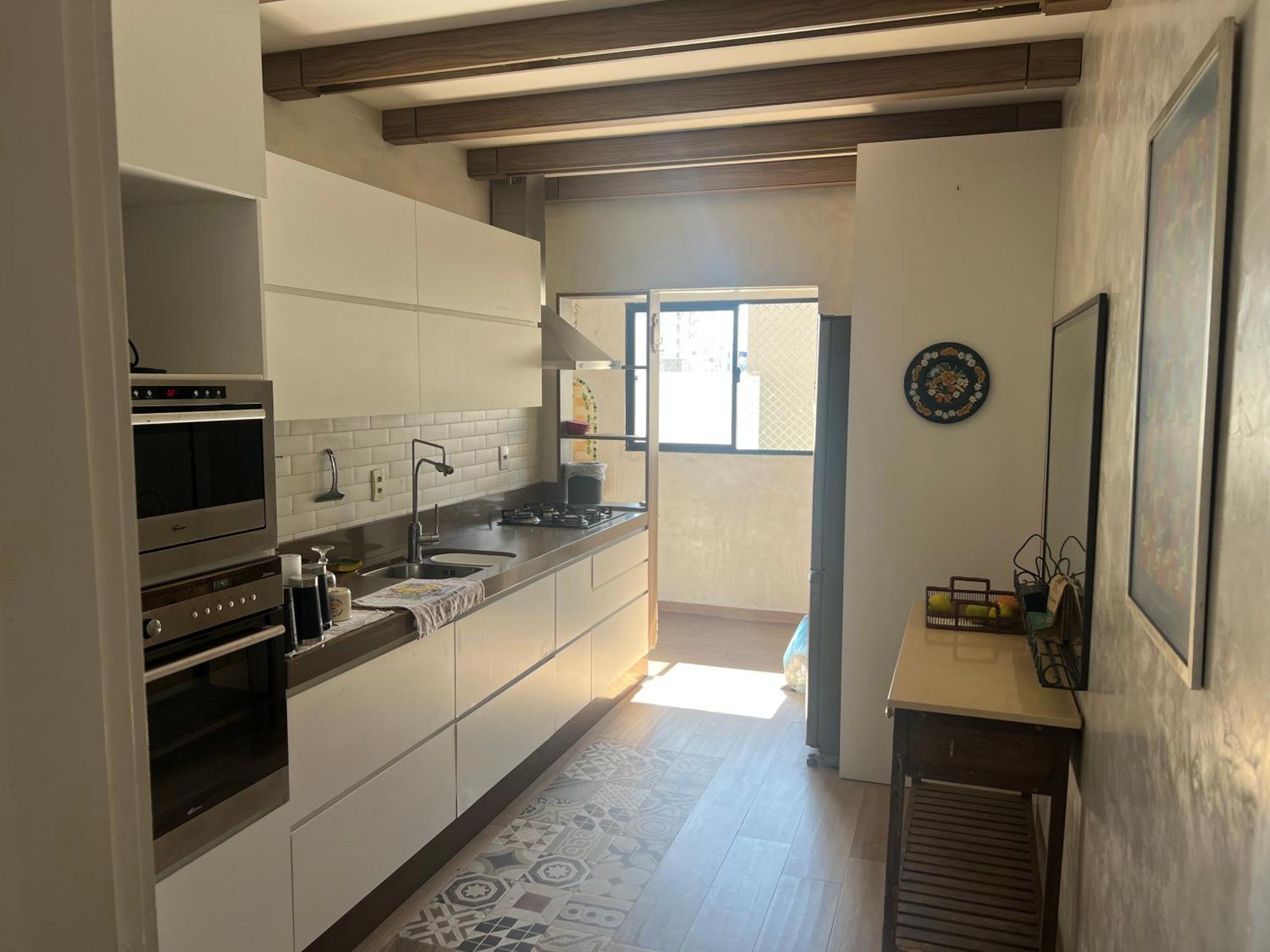 Bem Localizado 1 Quadra Do Mar - Cento De Apartamento Balneario Camboriu
